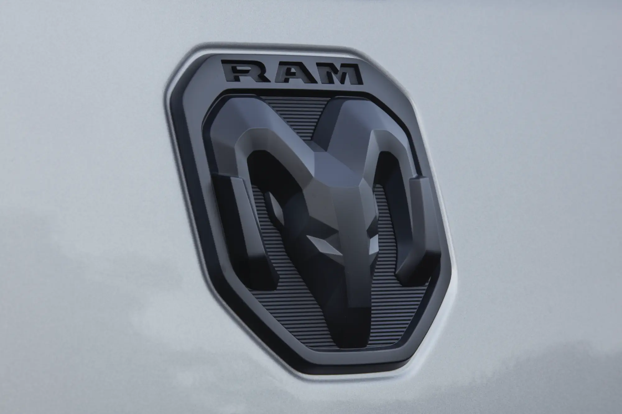 2022 Ram 1500: Tailgate That Won’t Open or Closing Hard Latch and Sensor Issues